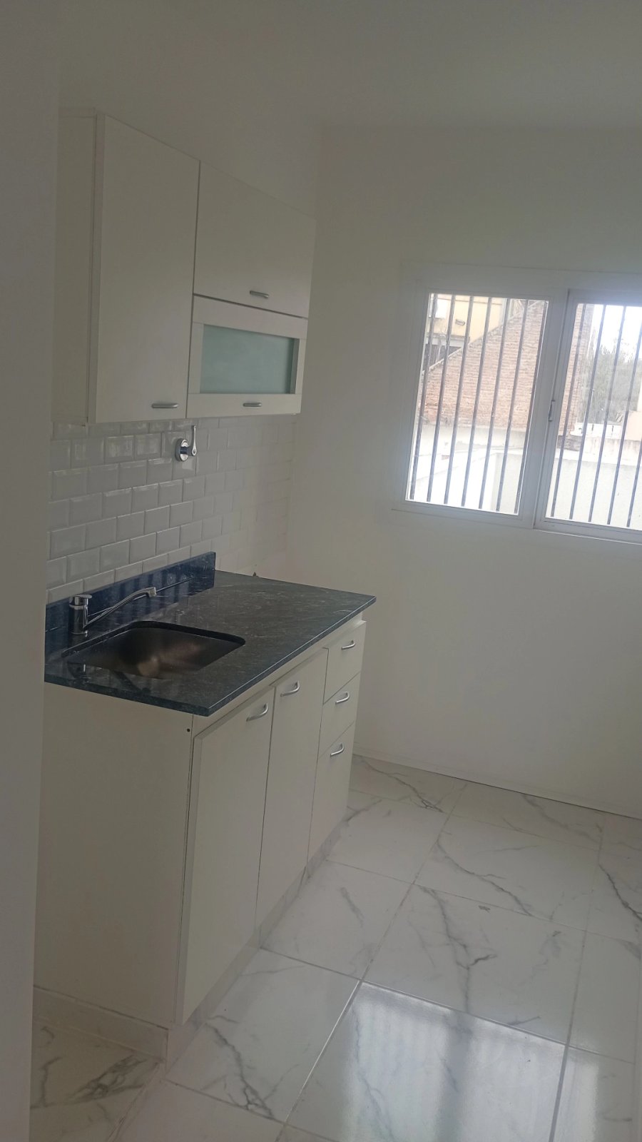🏢 ALQUILER DEPTO 2 AMBIENTES CON COCHERA 🔑 — imagen 3